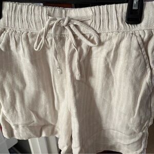 Time and Tru High Waist Cream Shorts